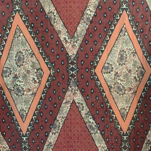 About A Girl LA Women’s Tunic - Picture 6 of 6